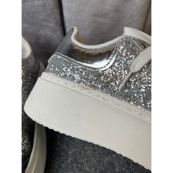 New York And Company Raphaela Silver Glittery Platform Sneakers Size 8.5 - Picture 6 of 10
